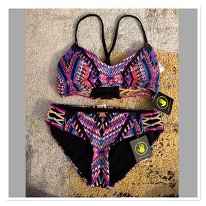 New Body Glove Geometric Black and Pink 2 pc Bikini size S,L